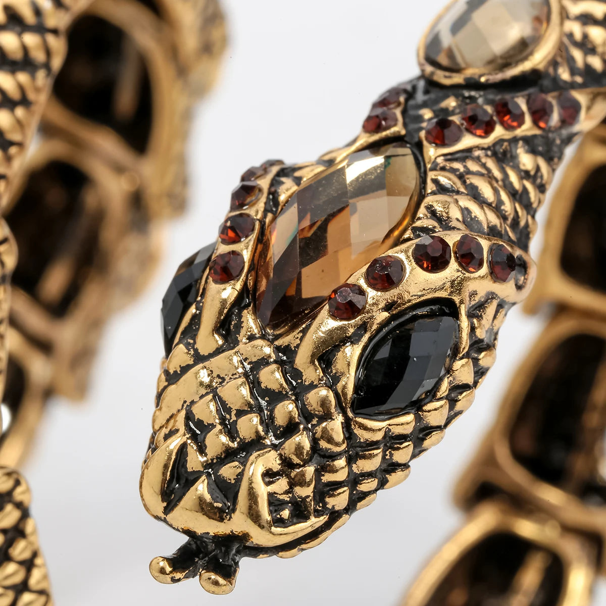 YACQ Stretch Snake Bracelet Armlet Upper Arm Cuff, Women Punk Rock Crystal Bangle Jewelry Gold Silver Color