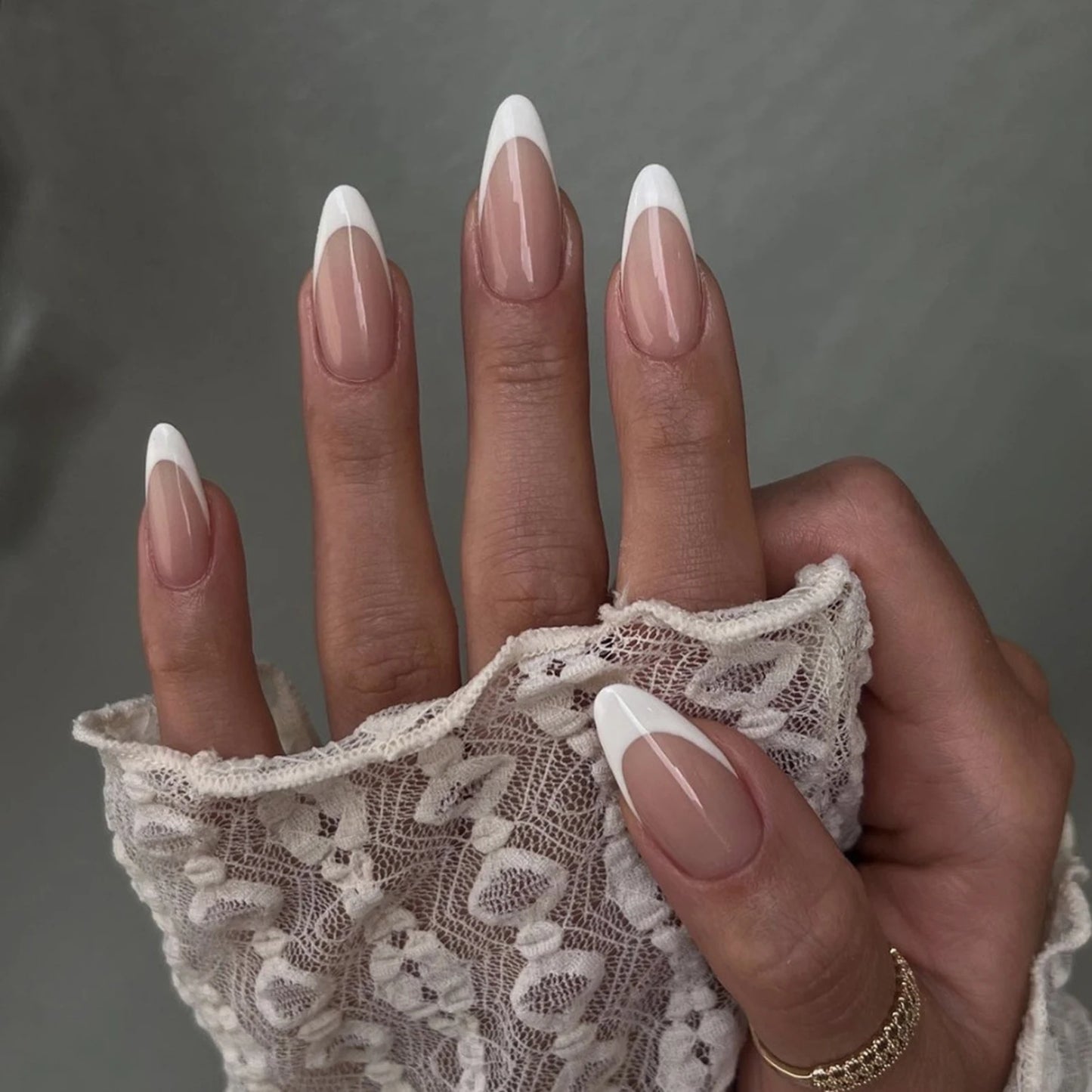 Almond French Style White Edge Fake Nails
