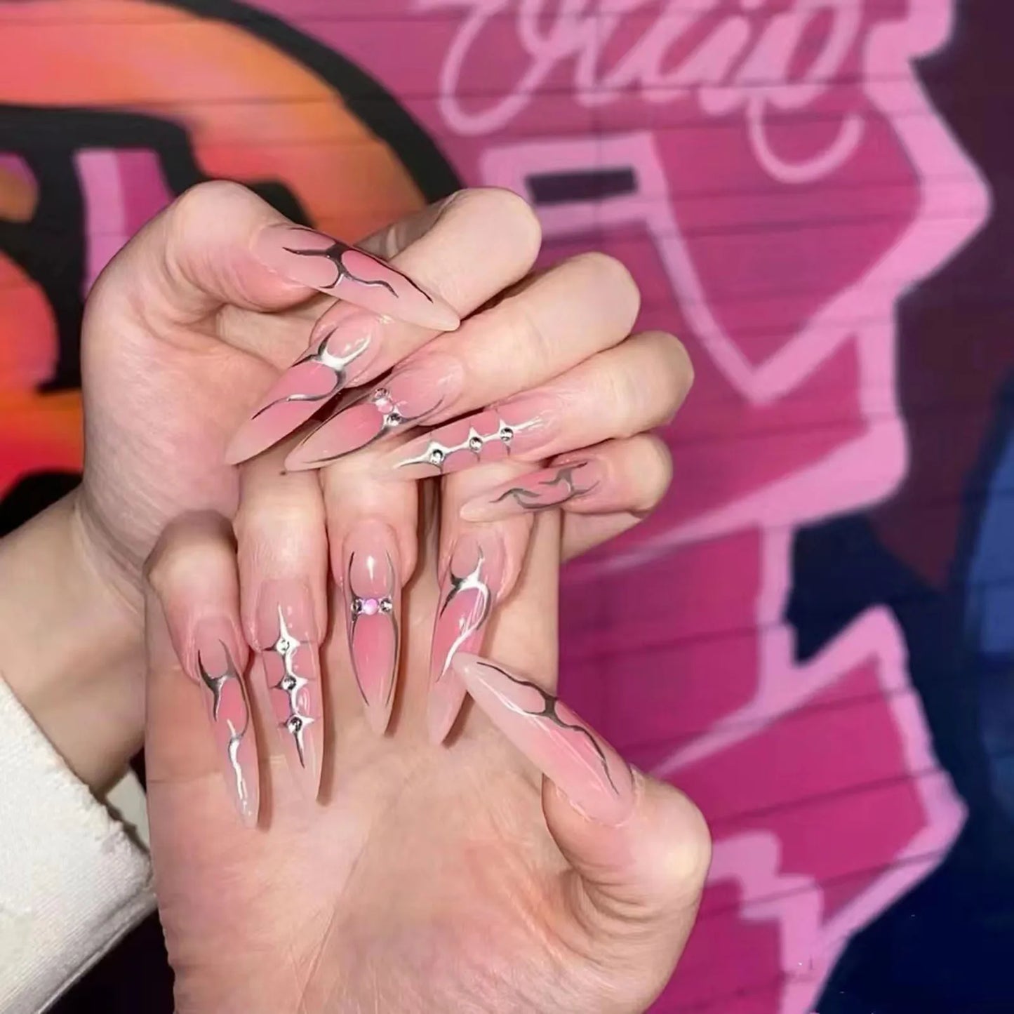 Almond French Style White Edge Fake Nails