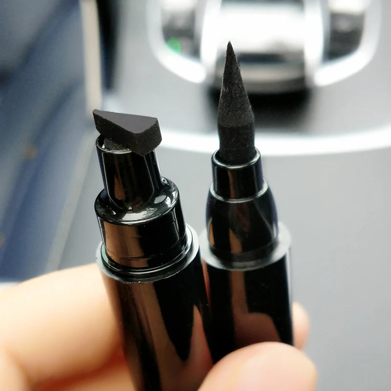 1 Pcs Black Wings Stamp Liquid Eyeliner, Easy Cat Eye Template Makeup Tool Anti-smudge, Vamp Wing, Lasting Waterproof Anti-sweat